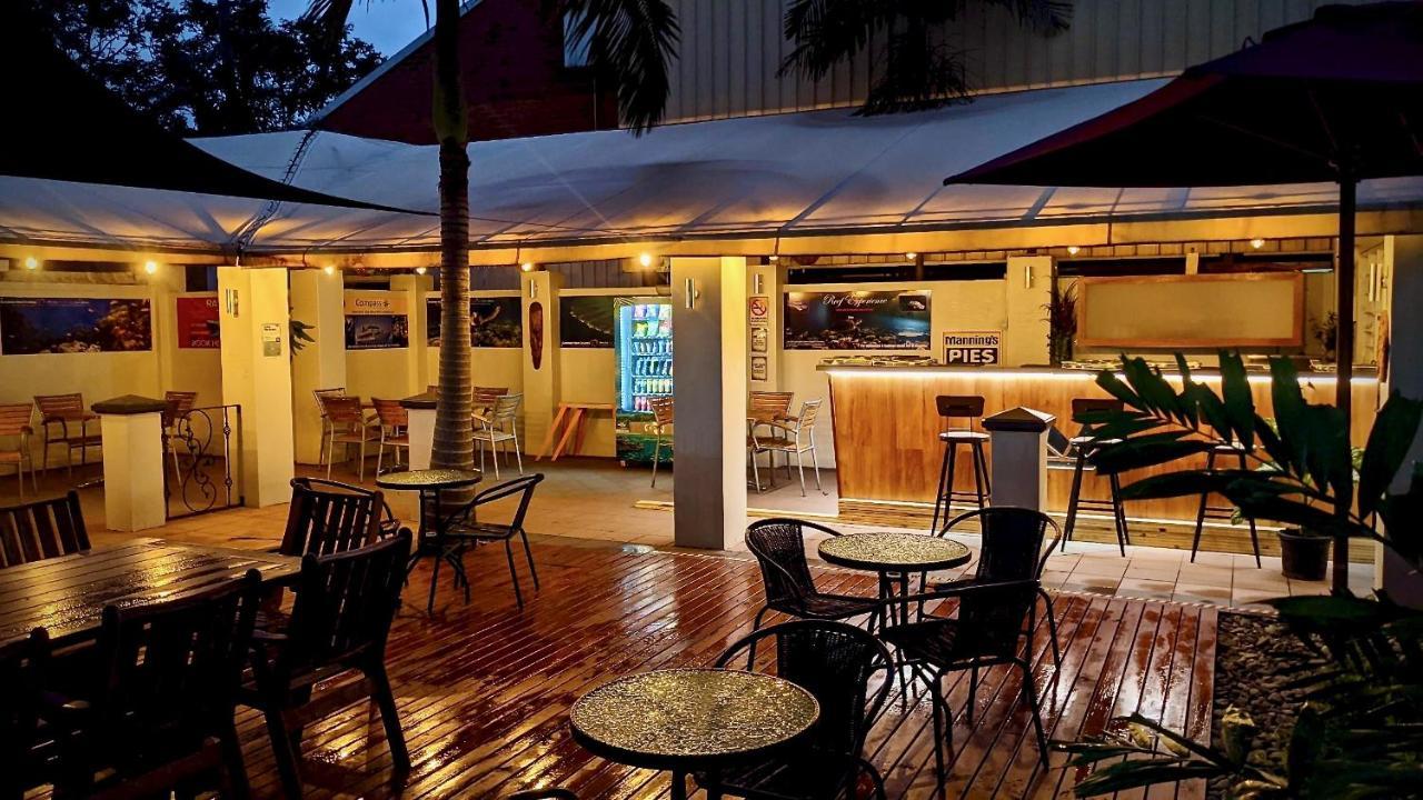 Cairns Queens Court ภายนอก รูปภาพ