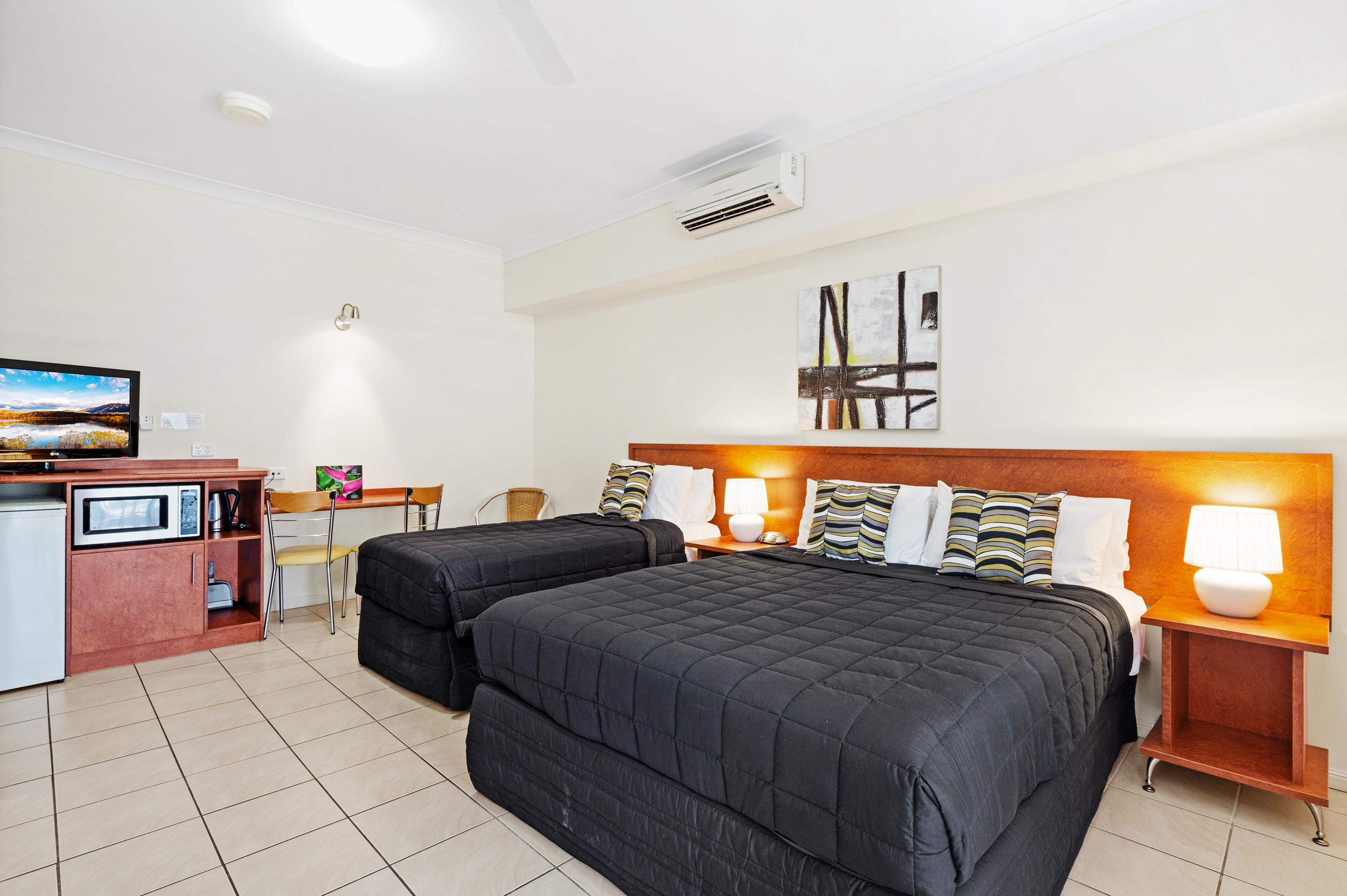 Cairns Queens Court ภายนอก รูปภาพ