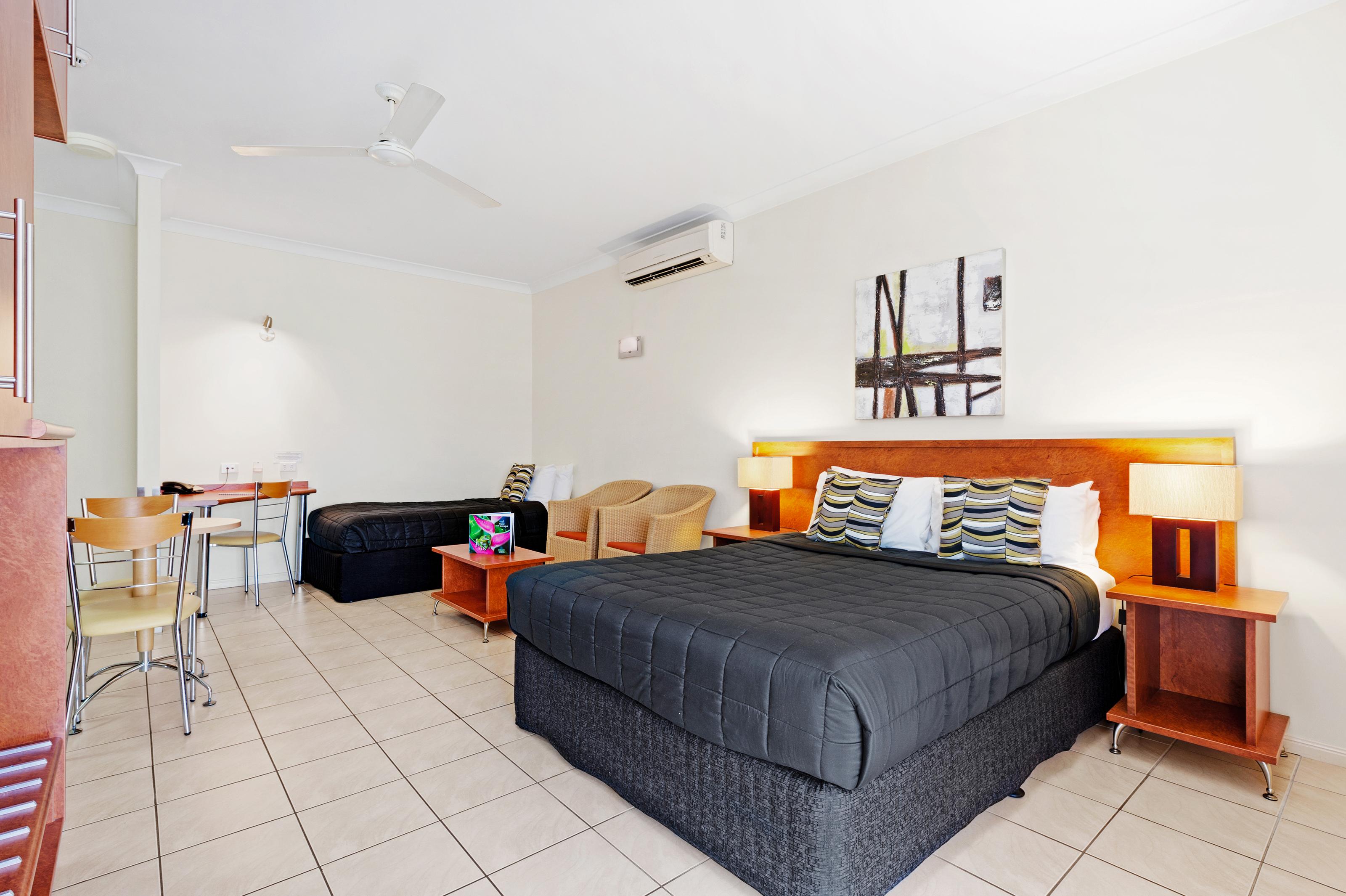 Cairns Queens Court ภายนอก รูปภาพ