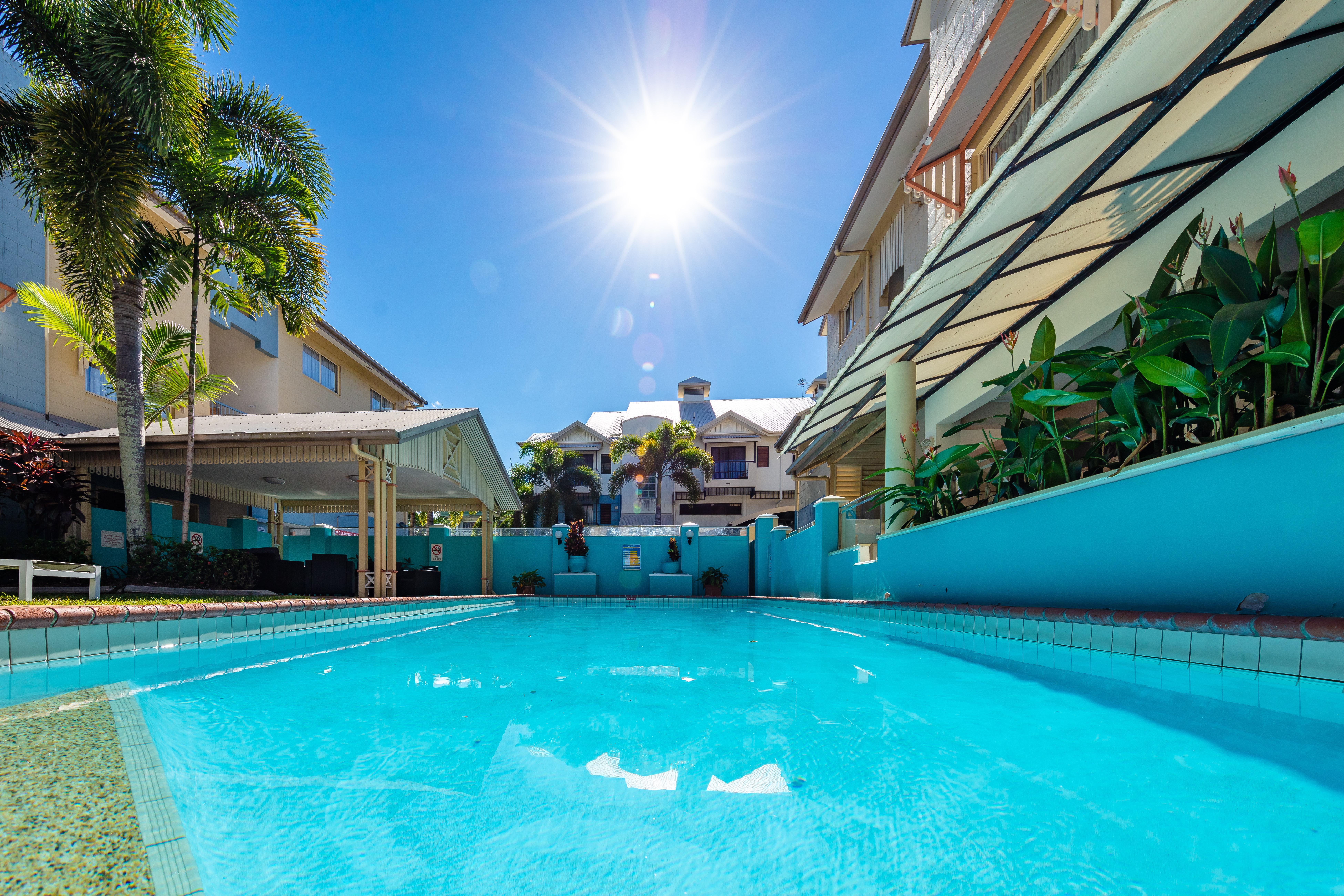 Cairns Queens Court ภายนอก รูปภาพ