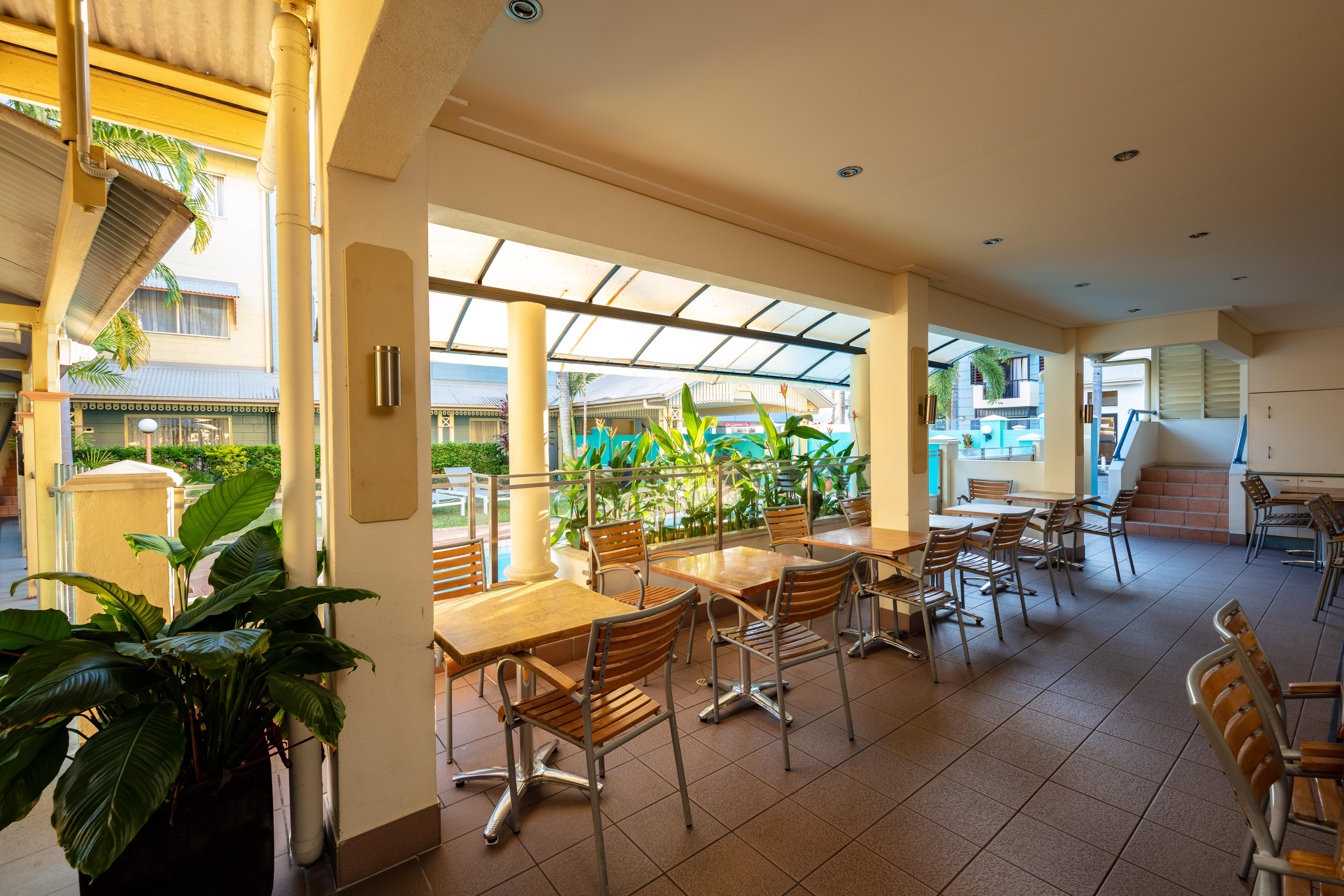 Cairns Queens Court ภายนอก รูปภาพ
