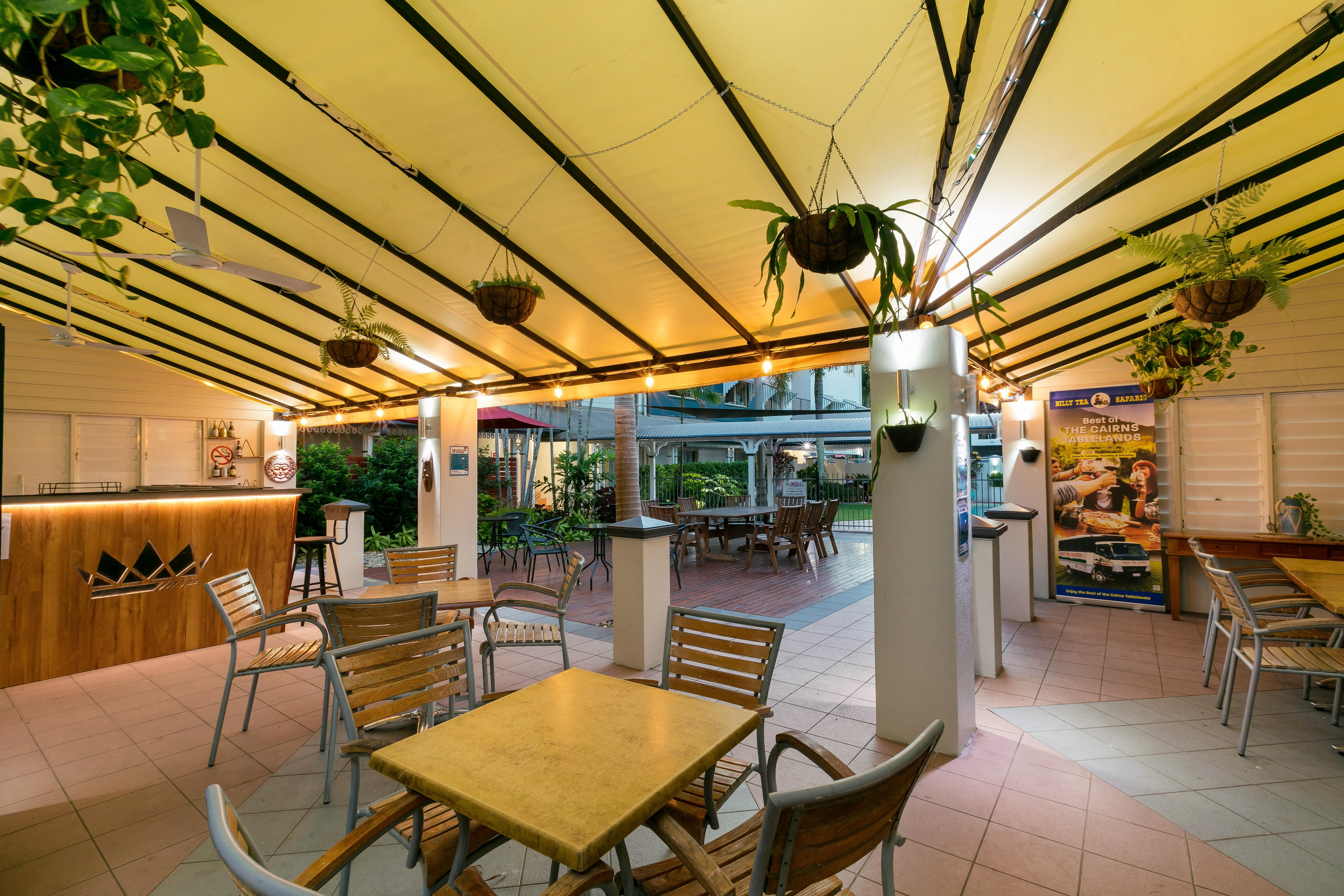 Cairns Queens Court ภายนอก รูปภาพ