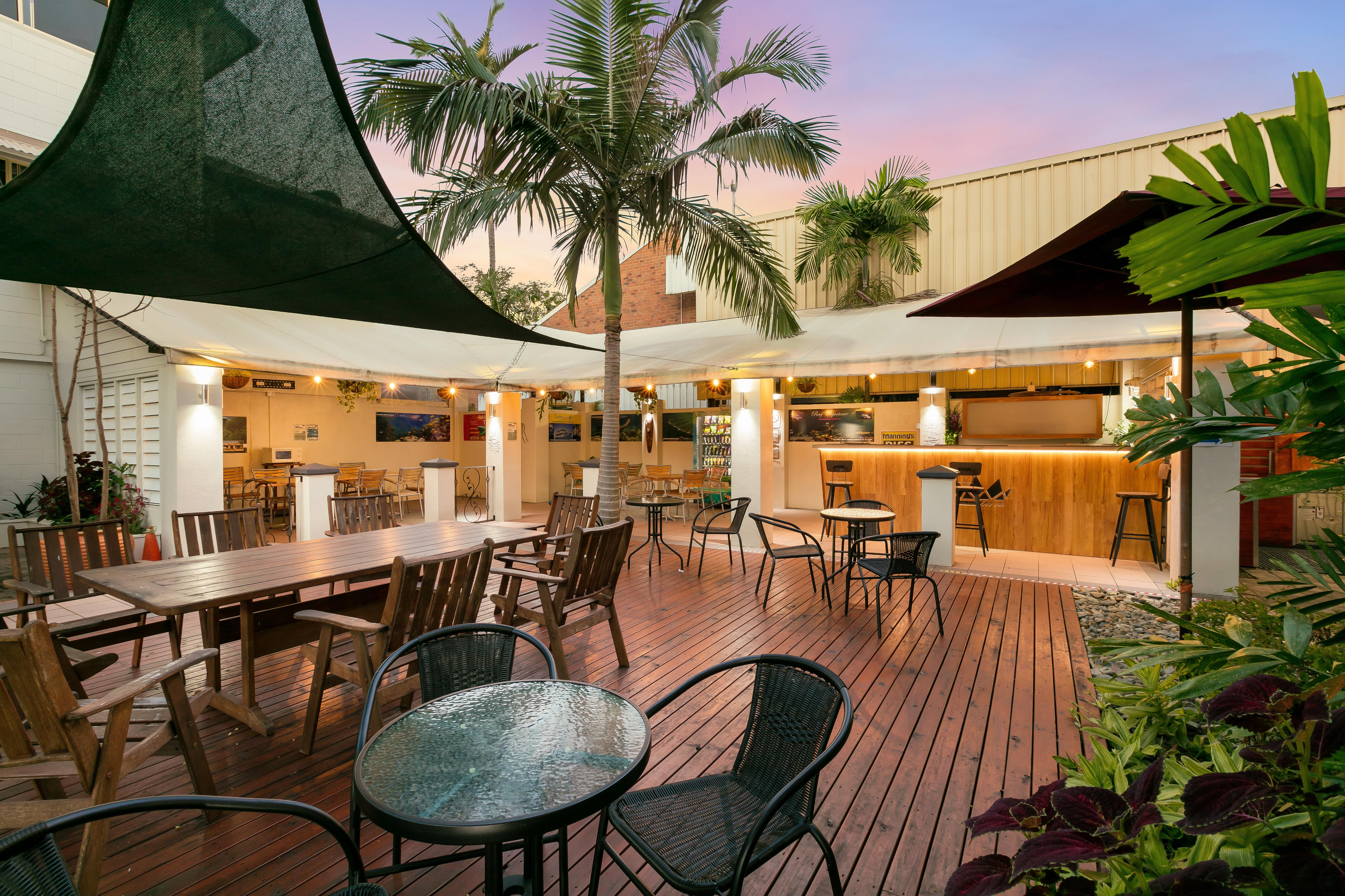 Cairns Queens Court ภายนอก รูปภาพ
