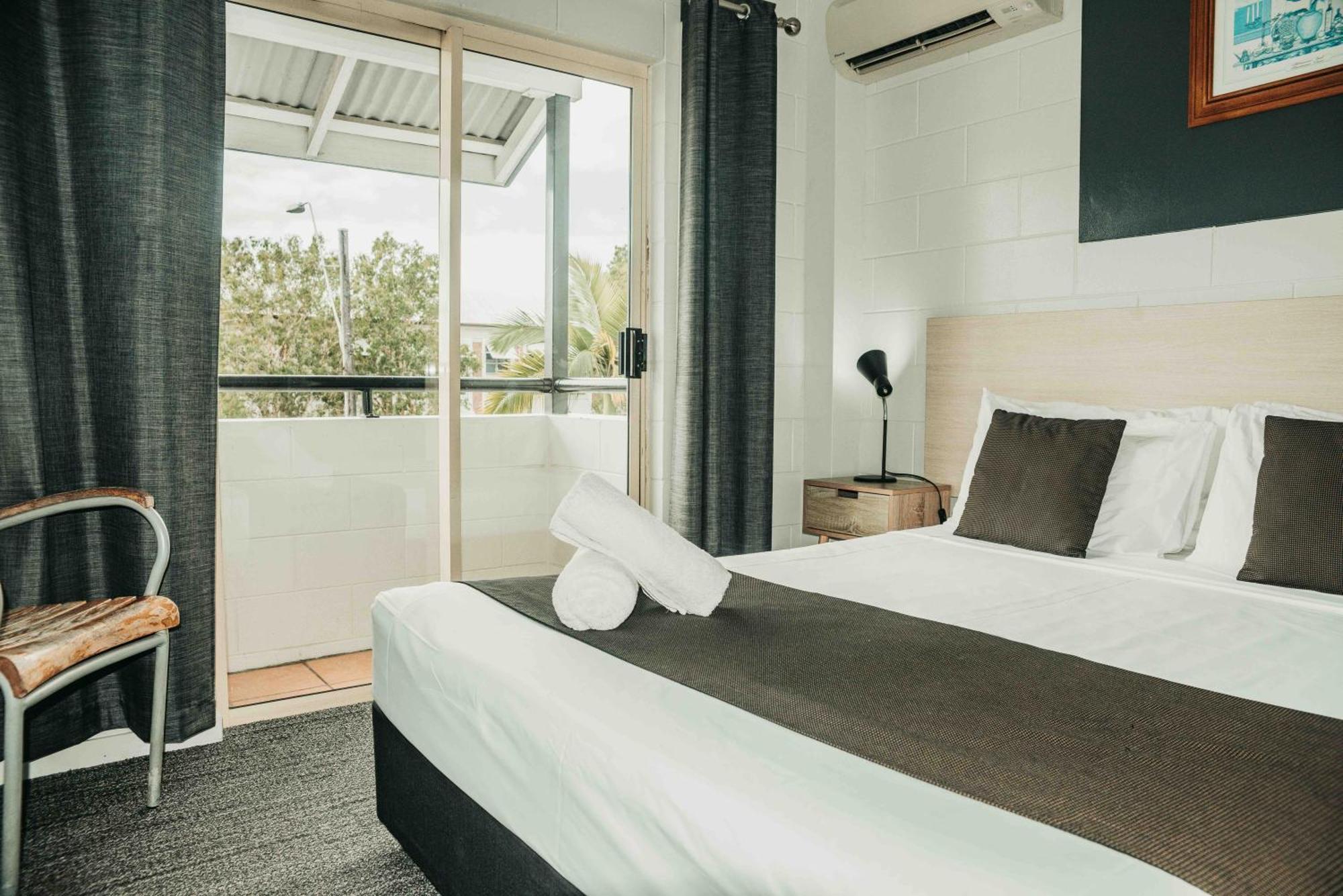 Cairns Queens Court ภายนอก รูปภาพ