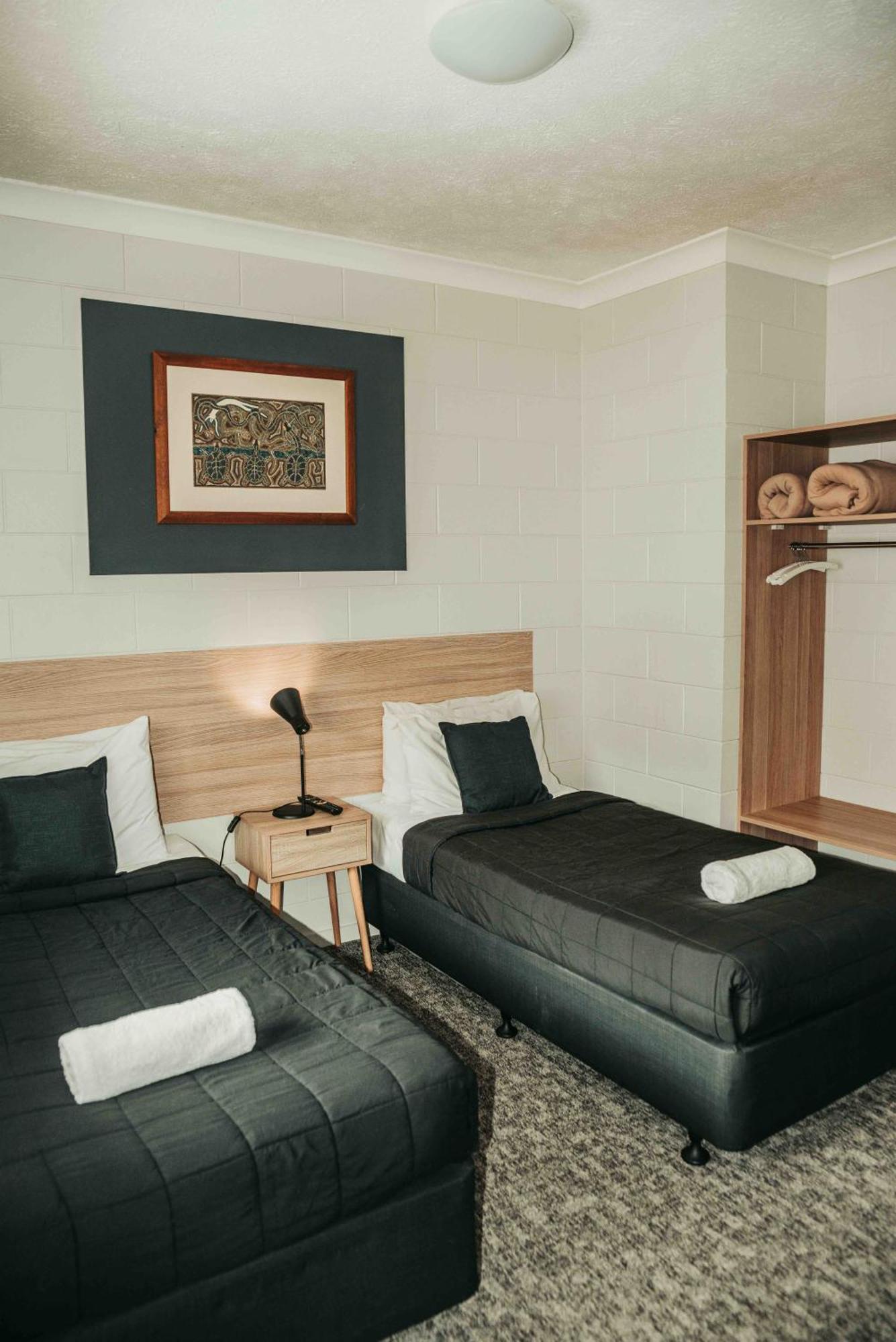 Cairns Queens Court ภายนอก รูปภาพ