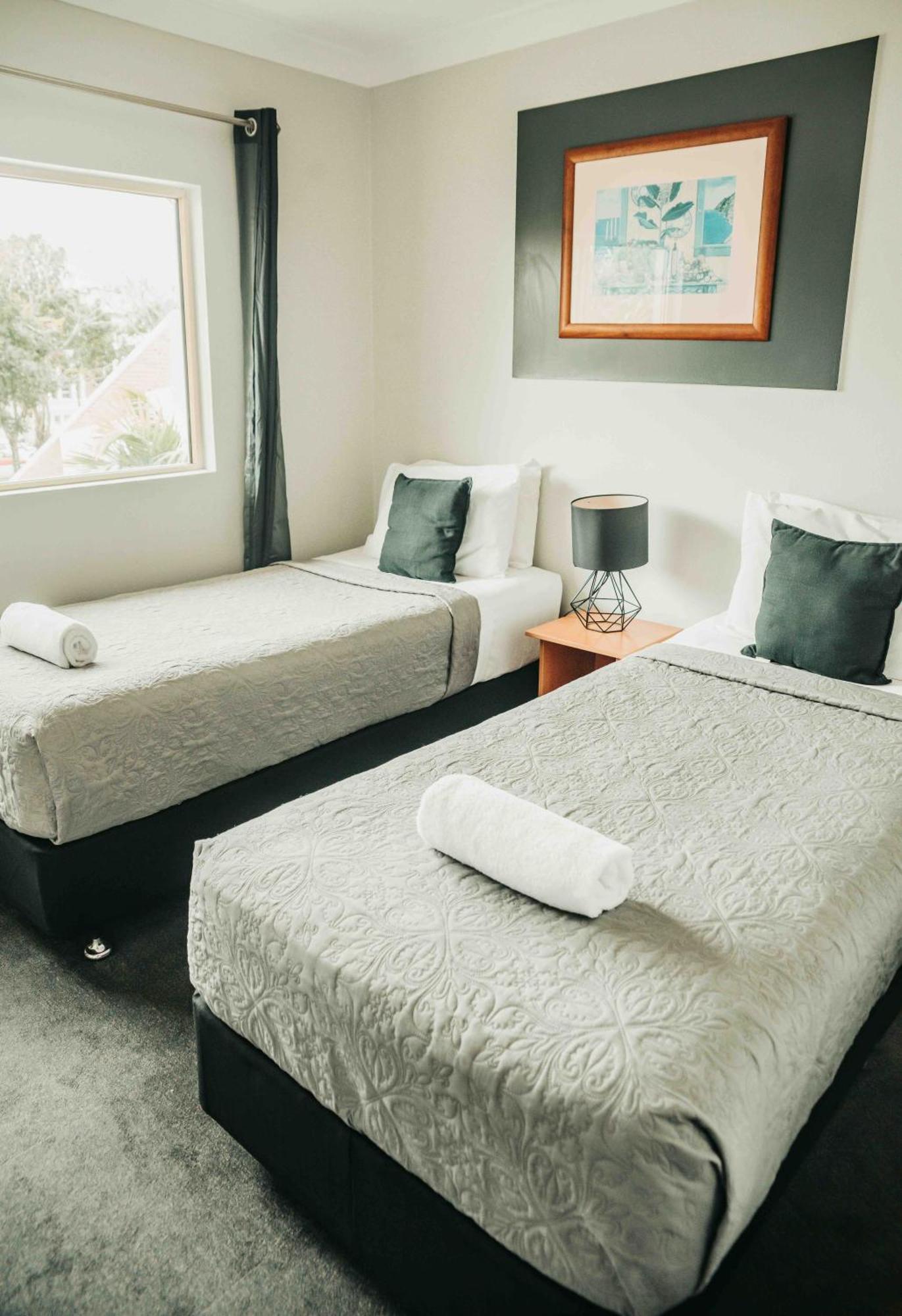 Cairns Queens Court ภายนอก รูปภาพ