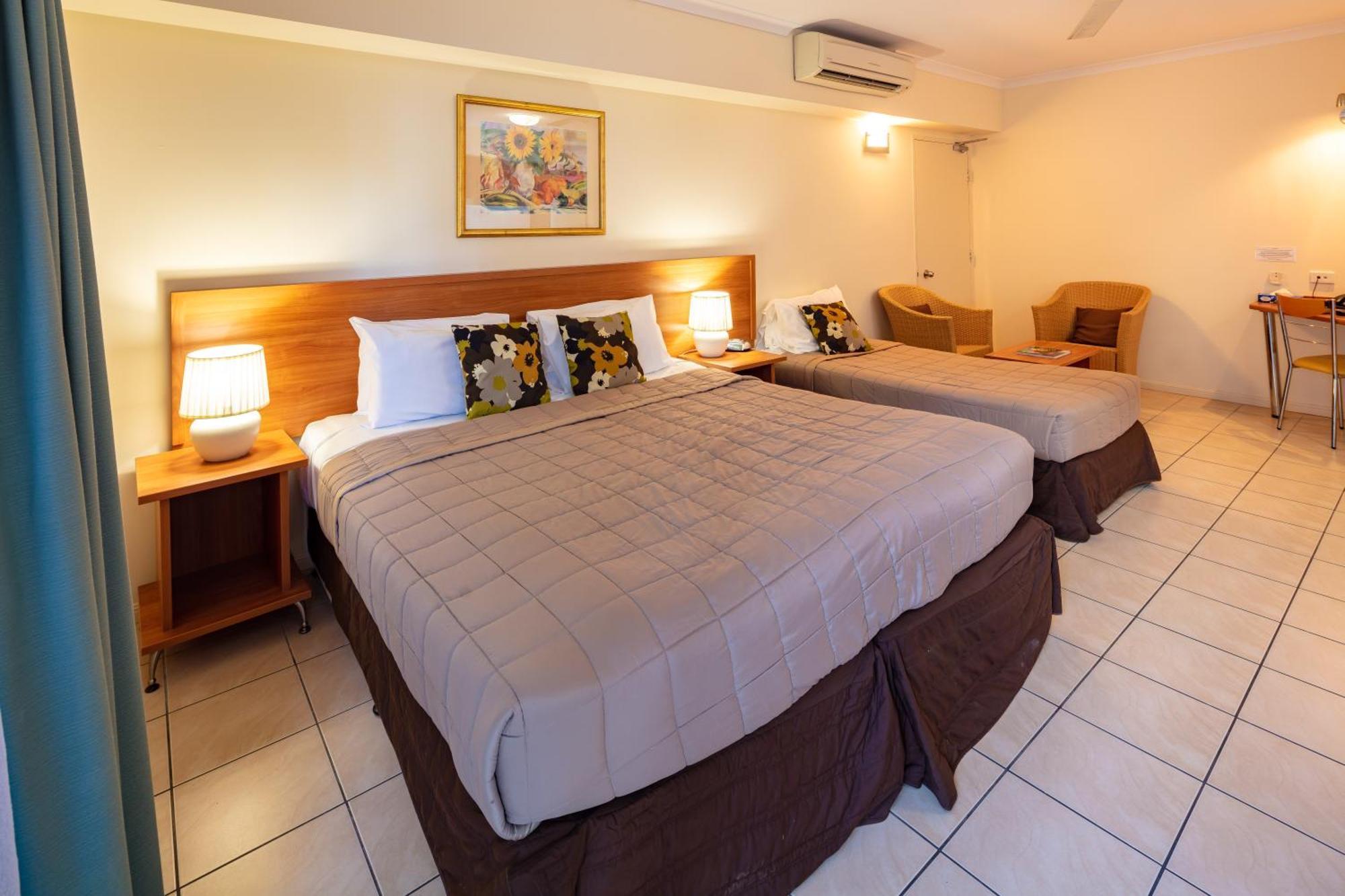 Cairns Queens Court ภายนอก รูปภาพ