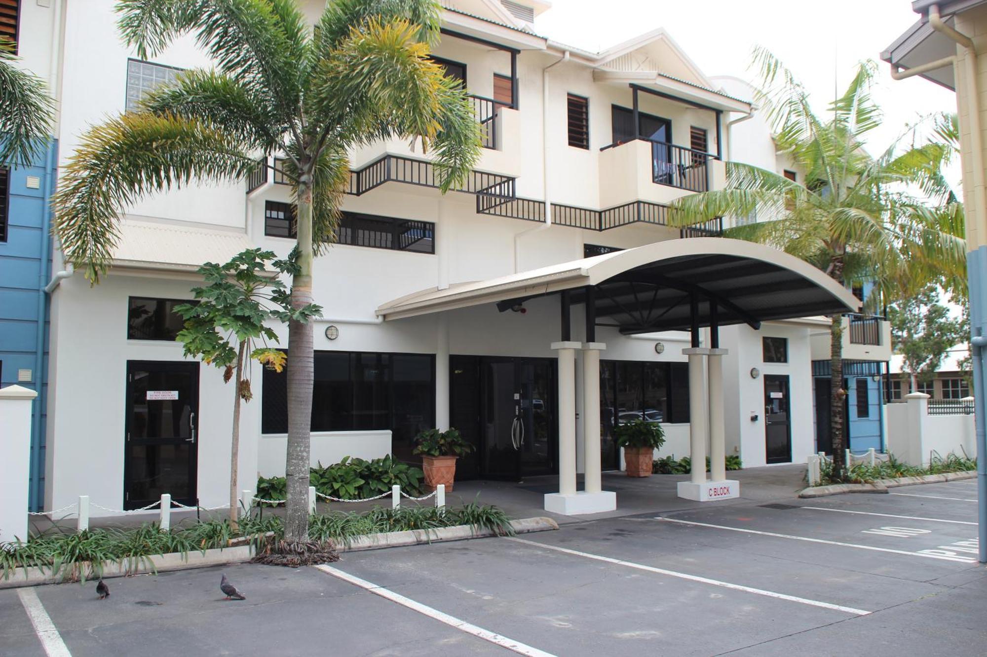 Cairns Queens Court ภายนอก รูปภาพ