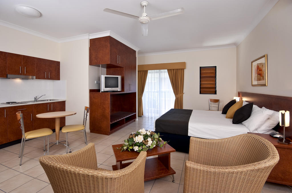 Cairns Queens Court ภายนอก รูปภาพ